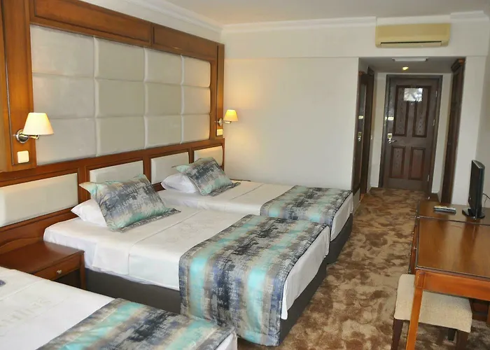 Grand Sahin's Hotel