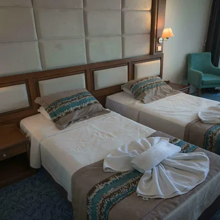 Grand Sahin's Hotel